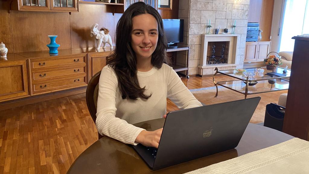 Claudia Reyero, la única mujer en graduarse en el Doble Grado en Matemática Computacional e Ingeniería del Software.
