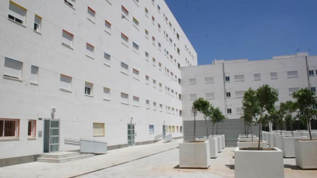 Imagen de archivo de un edificio de viviendas de Emvisesa