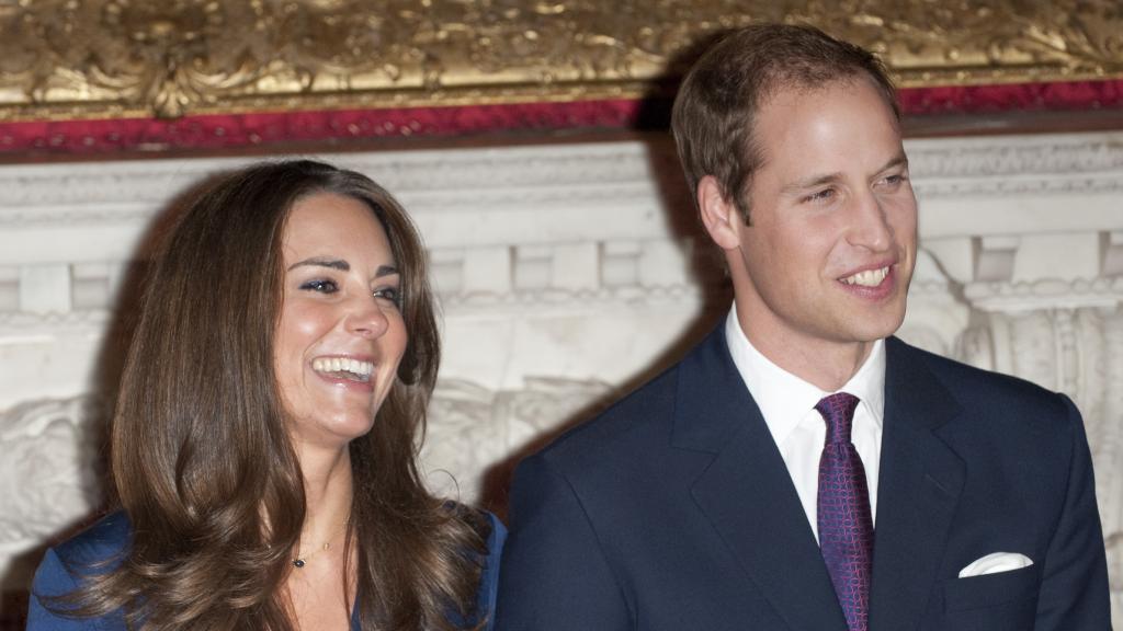 Kate y Guillermo el día del anuncio de su compromiso, en 2010.