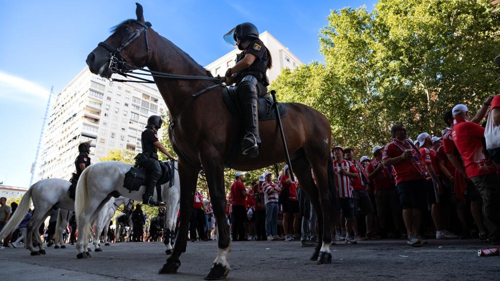 Agentes de la Policía Nacional a caballo, en una imagen de archivo.