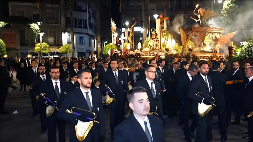 La banda Los Lucas durante su acompañamiento el Sábado Santo.