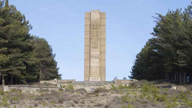 El monumento a Emilio Mola en el municipio burgalés de Alcocero de Mola.