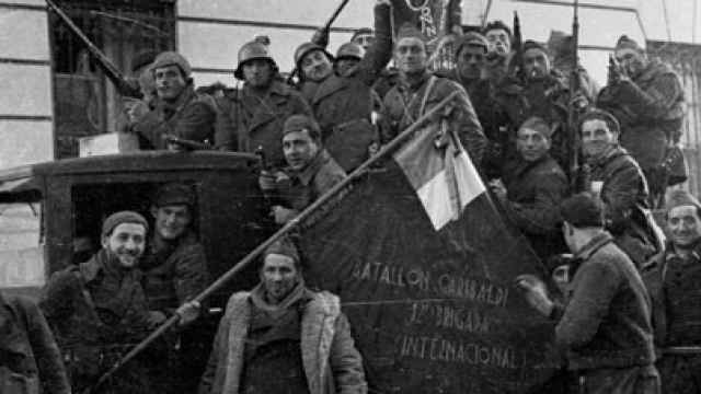 Miembros de la Brigada Garibaldi en la batalla de Madrid. 1936
