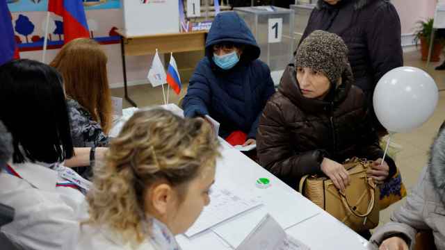 Rusia acude a las urnas en la primera jornada de las elecciones presidenciales.