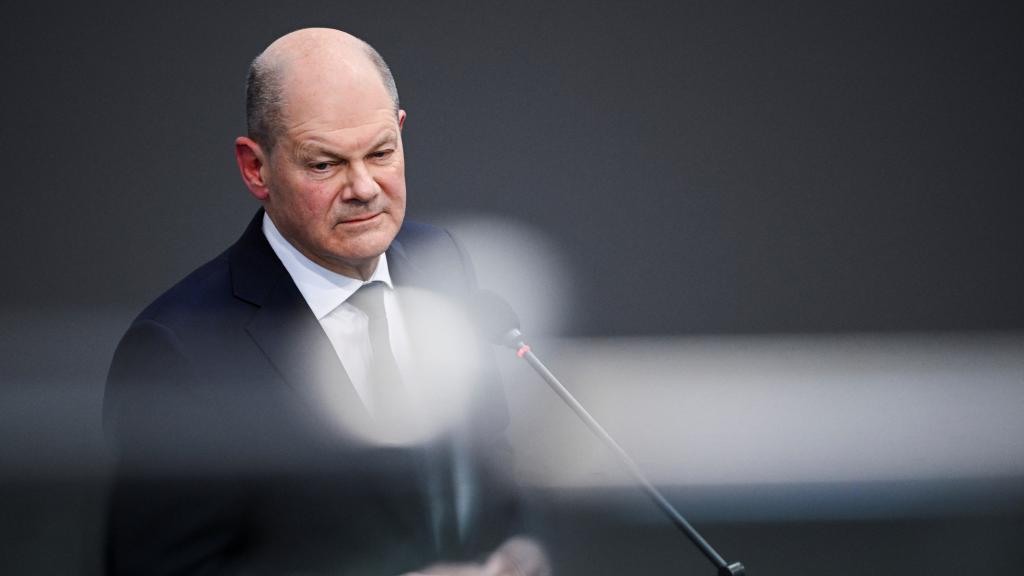 El canciller alemán Olaf Scholz, durante una sesión plenaria de la cámara baja del parlamento, en el Bundestag.
