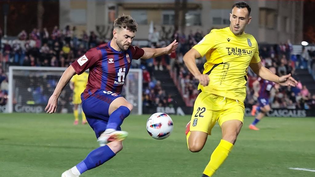 Eldense y Cartagena terminaron el partido sin goles en el Nuevo Pepico Amat.