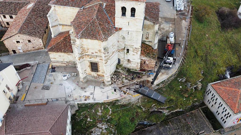 El nuevo mirador de Cervera de Pisuerga junto a su iglesia