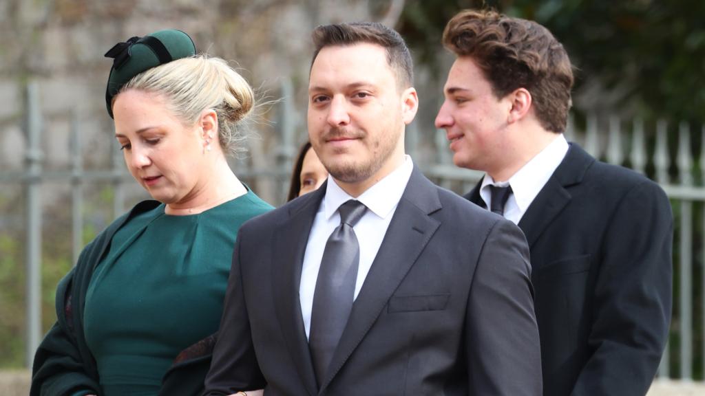 Theodora junto a su prometido durante el funeral de Constantino de Grecia, este 2024.