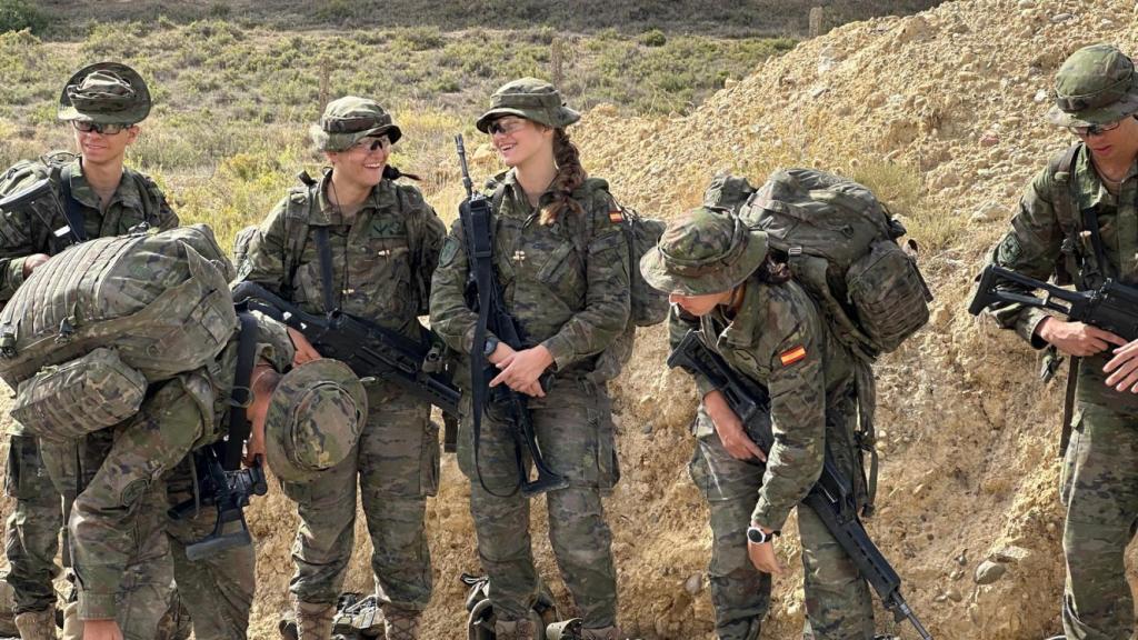 La princesa Leonor durante sus maniobras.