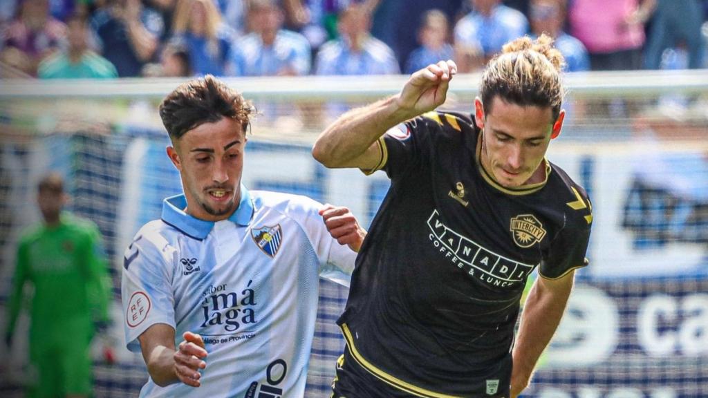 Larrubia durante el Málaga CF vs. Intercity