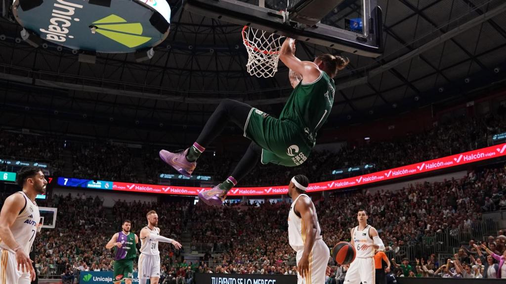 Dylan Osetkowski durante el Unicaja vs. Real Madrid
