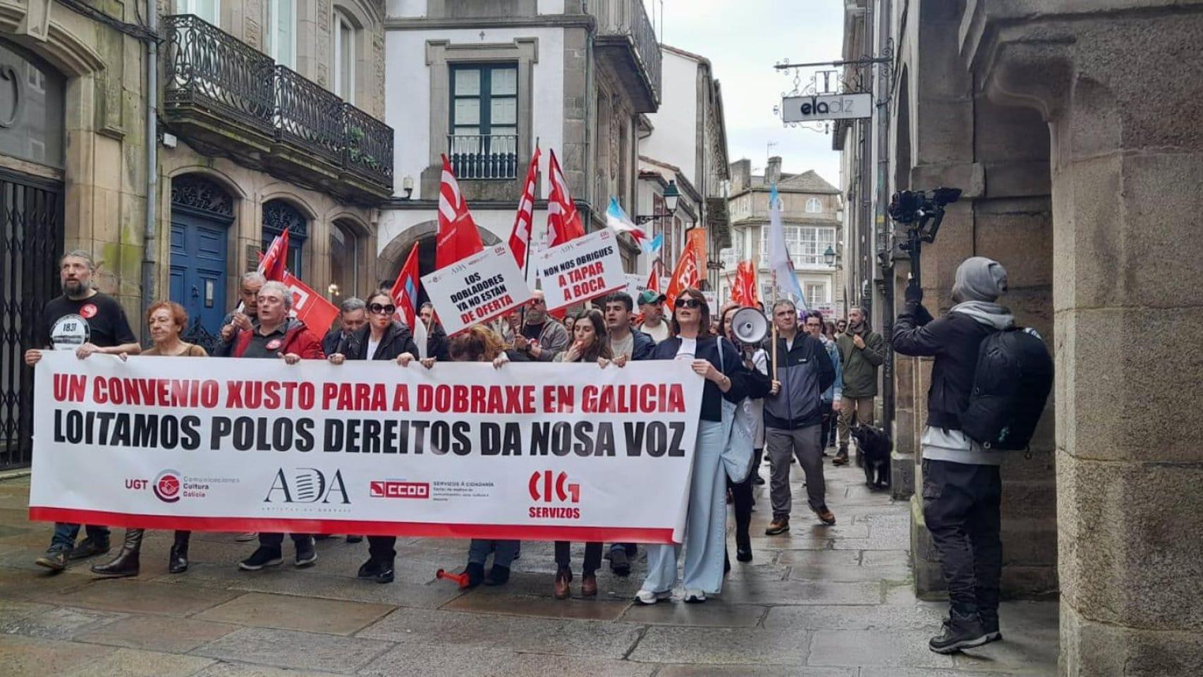 Manifestación de profesionales del doblaje en Galicia este domingo.