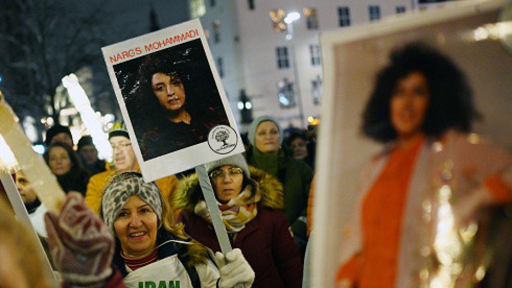 Marcha de apoyo a la Nobel tras la ceremonia de entrega del Premio en Oslo, Noruega, el 10 de diciembre de 2023.