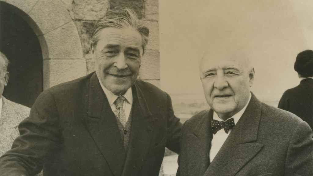 Josep Pla y Gaziel en Pals. Biblioteca Cataluña, 1962