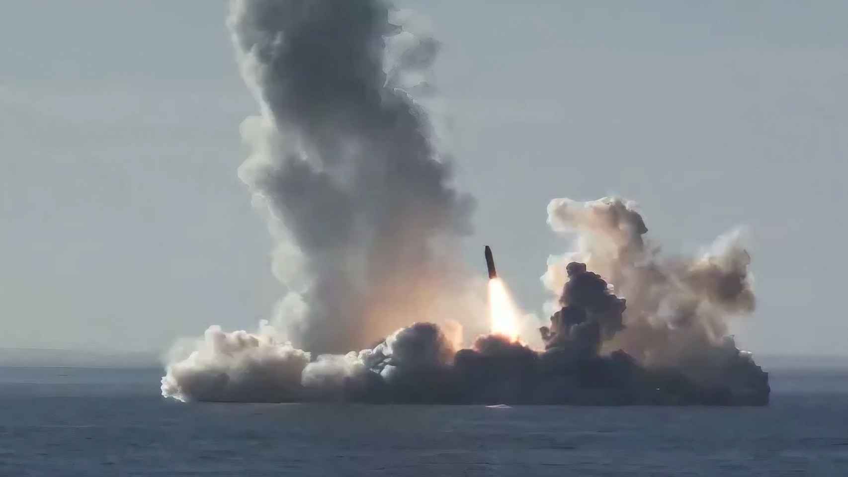 Lanzamiento de misil Bulava