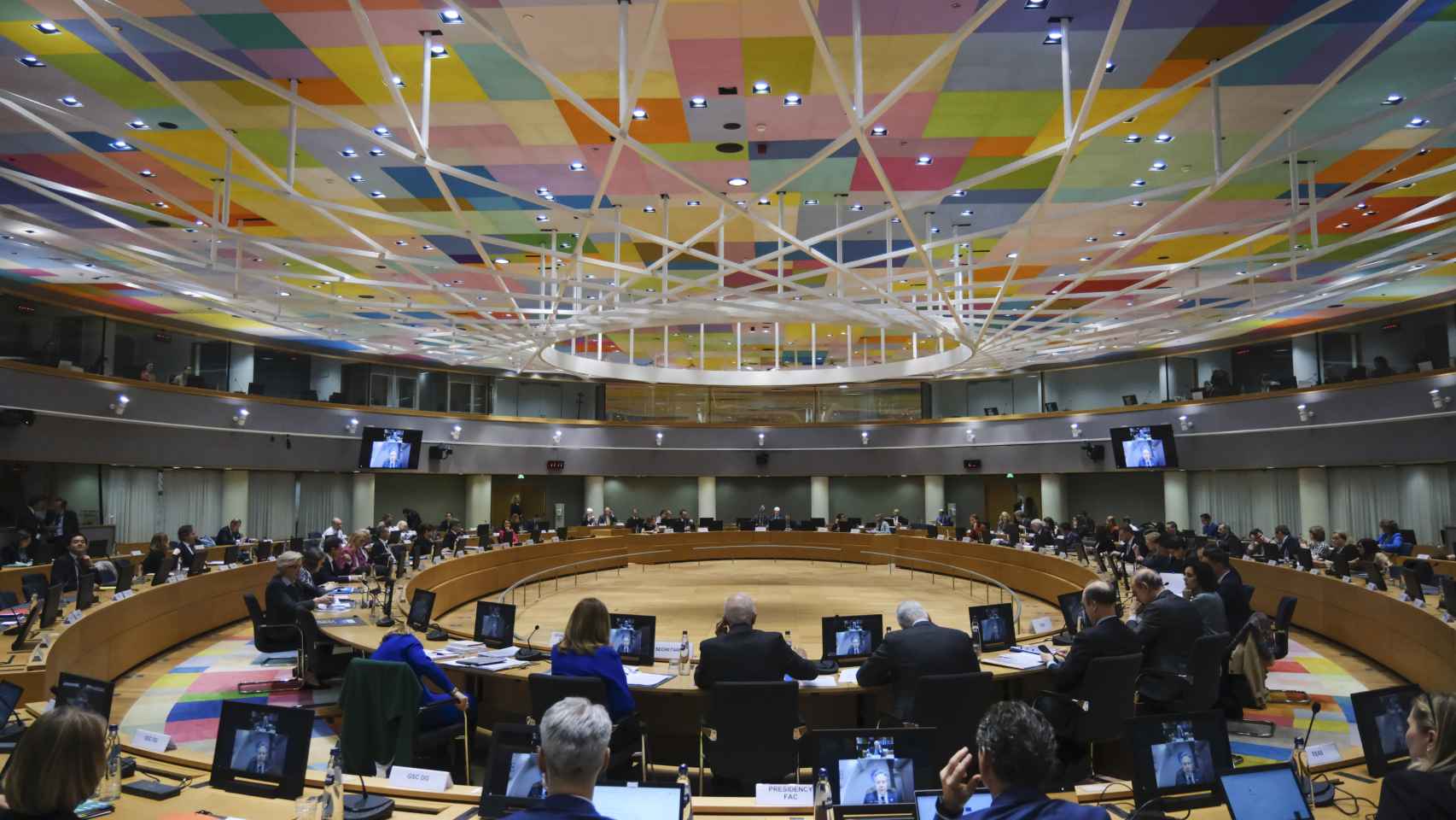 Los ministros de Exteriores de la UE, durante su reunión de este lunes en Bruselas