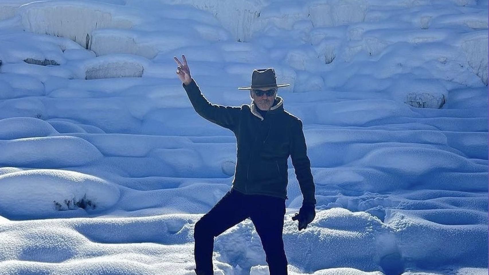 Pierce Brosnan, multado por entrar en zonas prohibidas y peligrosas del parque Yellowstone