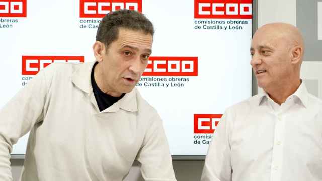 El Secretario General de CCOO Castilla y León, Vicente Andrés, y el Secretario de Acción Sindical de CCOO CyL, Fernando Fraile, ofrecen una rueda de prensA