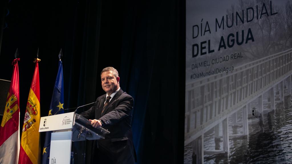 Emiliano García-Page, presidente de Castilla-La Mancha, en Daimiel. Foto: JCCM.