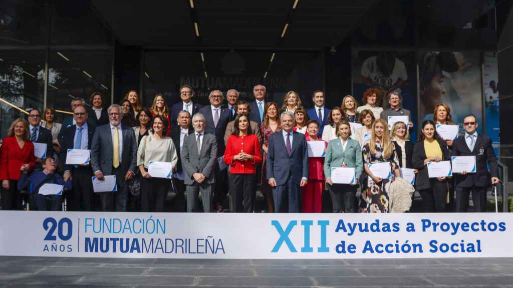 Foto de familia en la entrega de la XII Convocatoria de Ayudas a Proyectos de Acción Social.