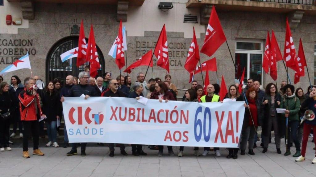 Movilización delante de la delegación del Gobierno en Galicia.