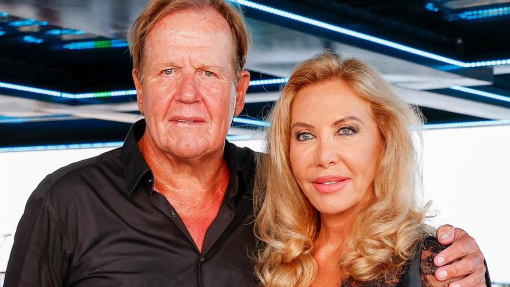 Matthias Kühn y Norma Duval, en agosto de 2023 en Mallorca.