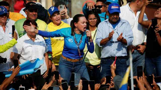 La opositora venezolana María Corina Machado habla en un mitin en Guacara (Carabobo), el pasado miércoles.