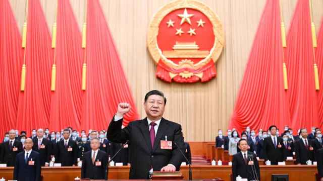 Xi Jinping durante su juramento como presidente reelecto de China, en marzo de 2023.