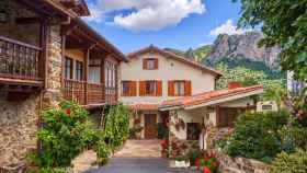 El pintoresco pueblo cántabro de Heidi para viajar en Semana Santa: creerás estar en los Alpes