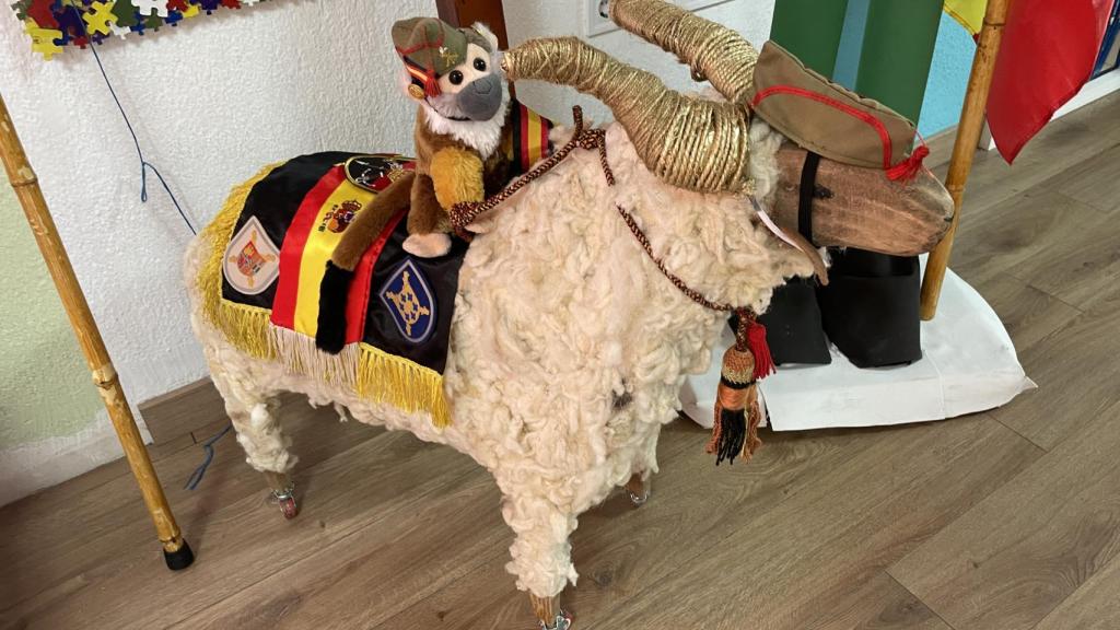 La cabra y el mono legionarios.