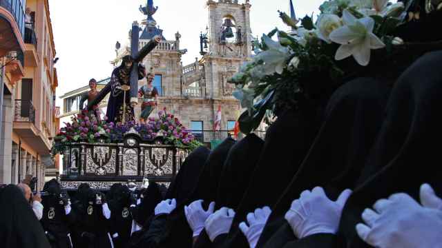 Uno de los pasos de la procesión de Semana Santa en Astorga