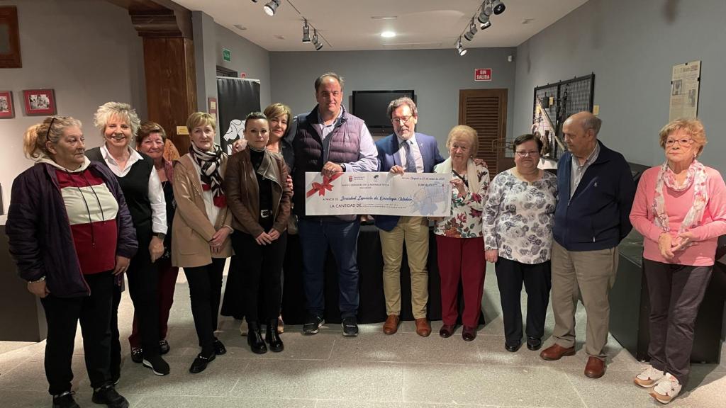 Entrega de la recaudación de la hucha solidaria de la Matanza