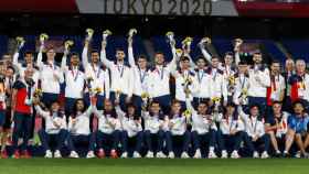 La selección masculina de fútbol, con la plata en los pasados Juegos OIímpicos de Tokio 2020.