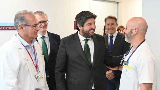 El presidente de la Región de Murcia, Fernando López Miras, este miércoles, durante la inauguración de la ampliación del Servicio de Urgencias del Hospital Rafael Méndez de Lorca.