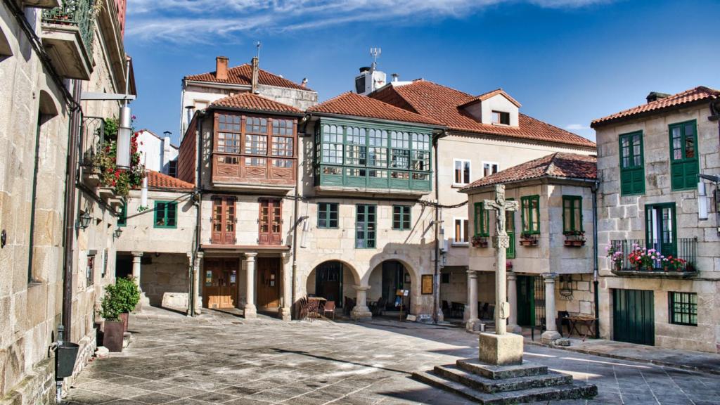 La ciudad gallega de Pontevedra (Galicia).