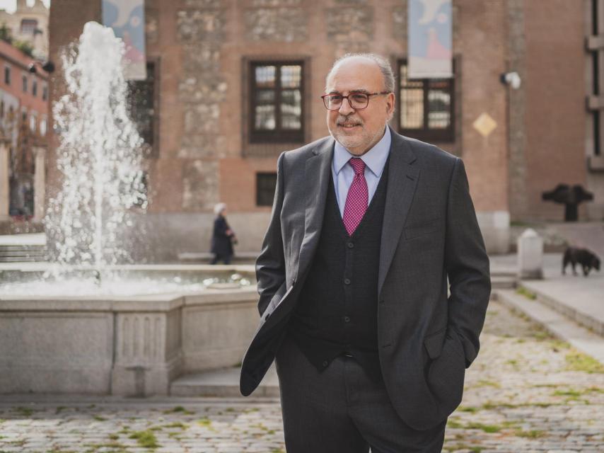Enric Juliana, en el centro de Madrid, donde vive desde hace veinte años.