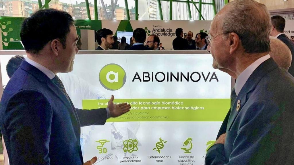 El concejal Pedro Martínez explica qué es Abioinnova
