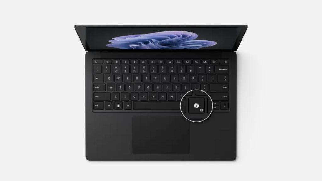 La nueva tecla Copilot que tendrán a partir de ahora los ordenadores Windows 11