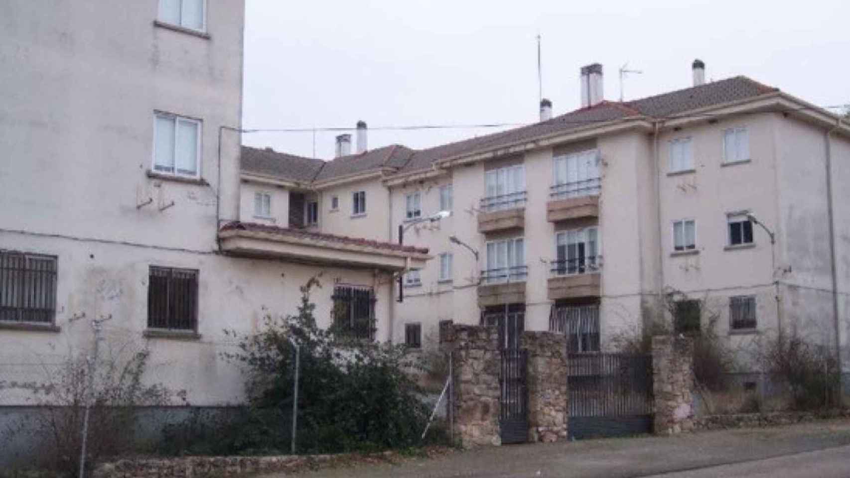 Casa-cuartel de Alcolea del Pinar.