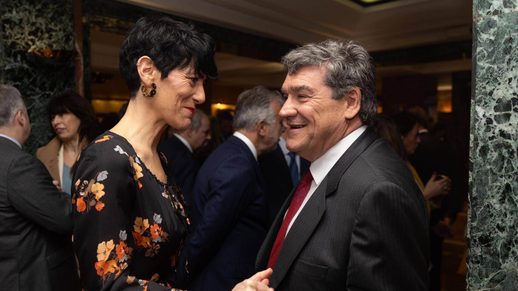 Elma Saiz y José Luis Escrivá, durante un desayuno informativo.