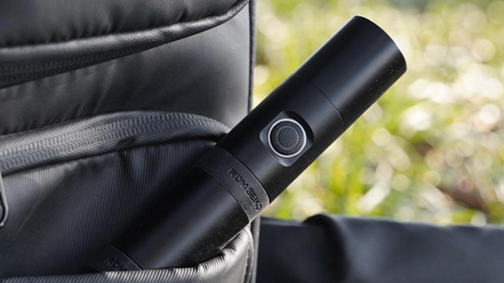 Linterna 30 Pro de 4.000 lúmenes