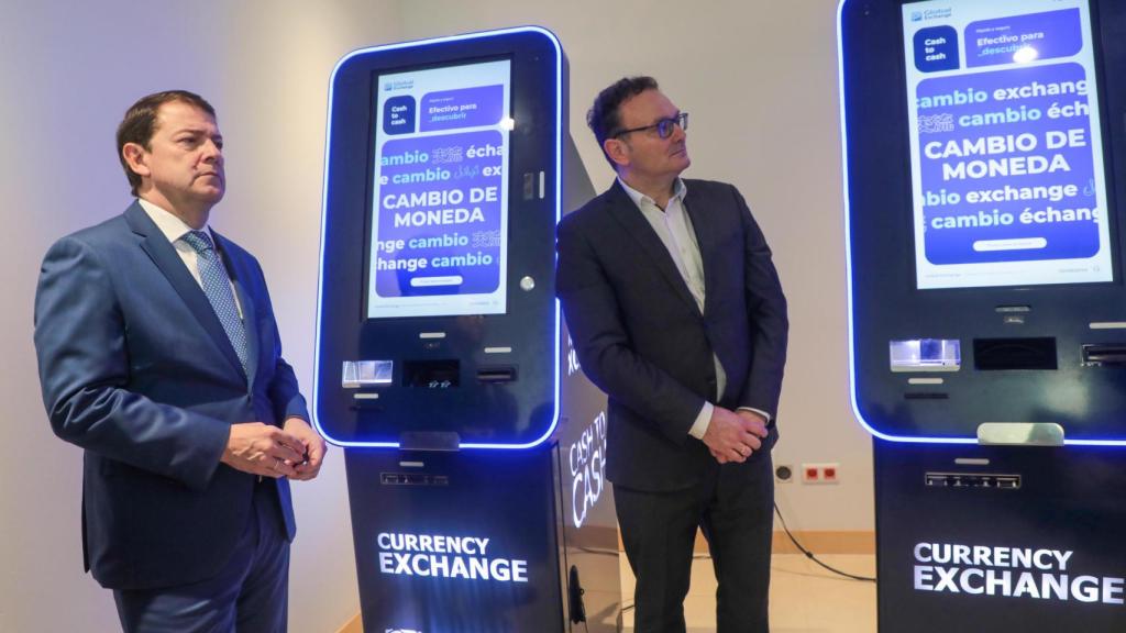 Mañueco en la inauguración del Global Exchange de Salamanca