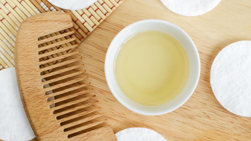 El aceite de oliva es un excelente aliado de belleza.