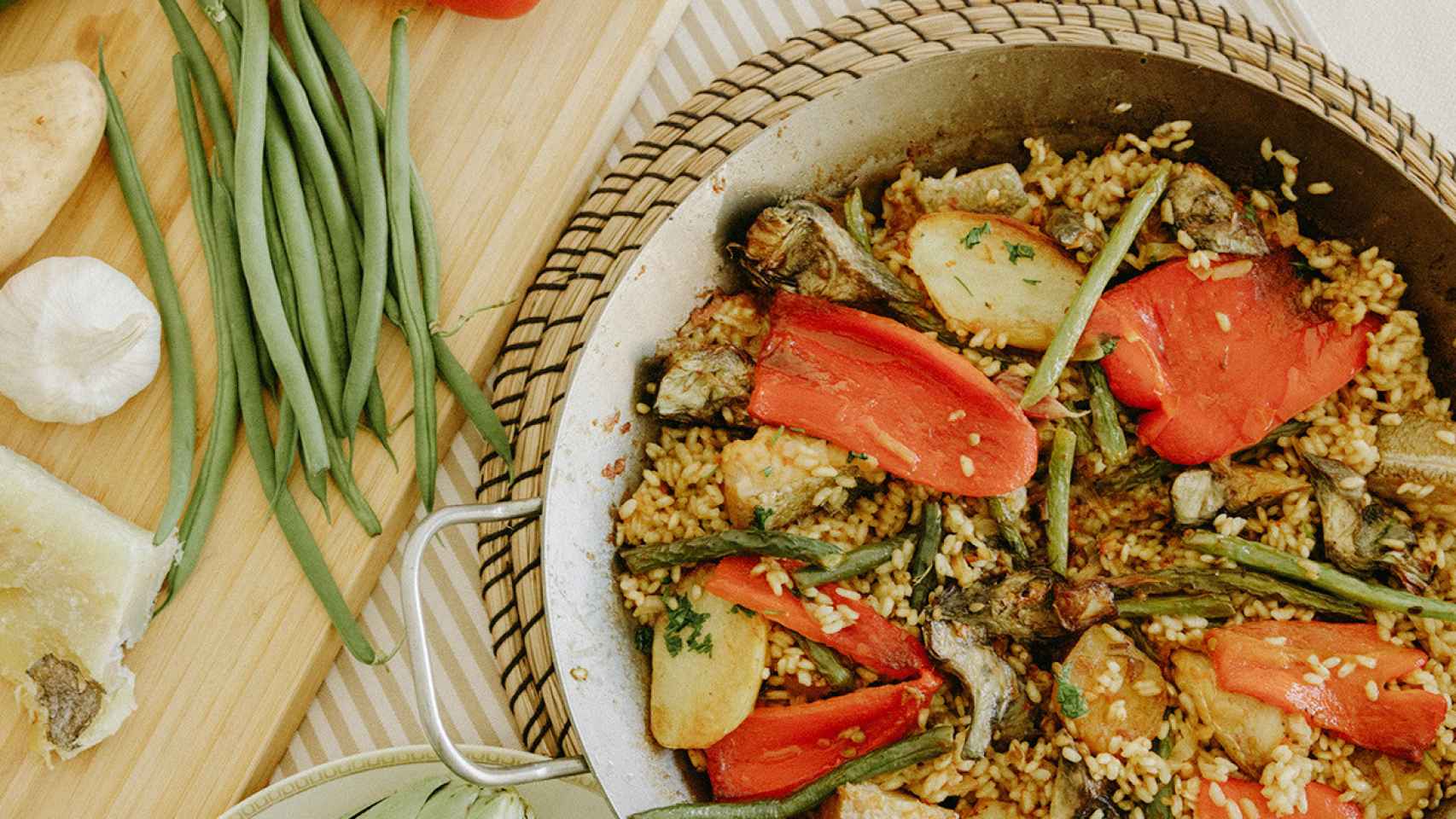 El arroz con verduras.