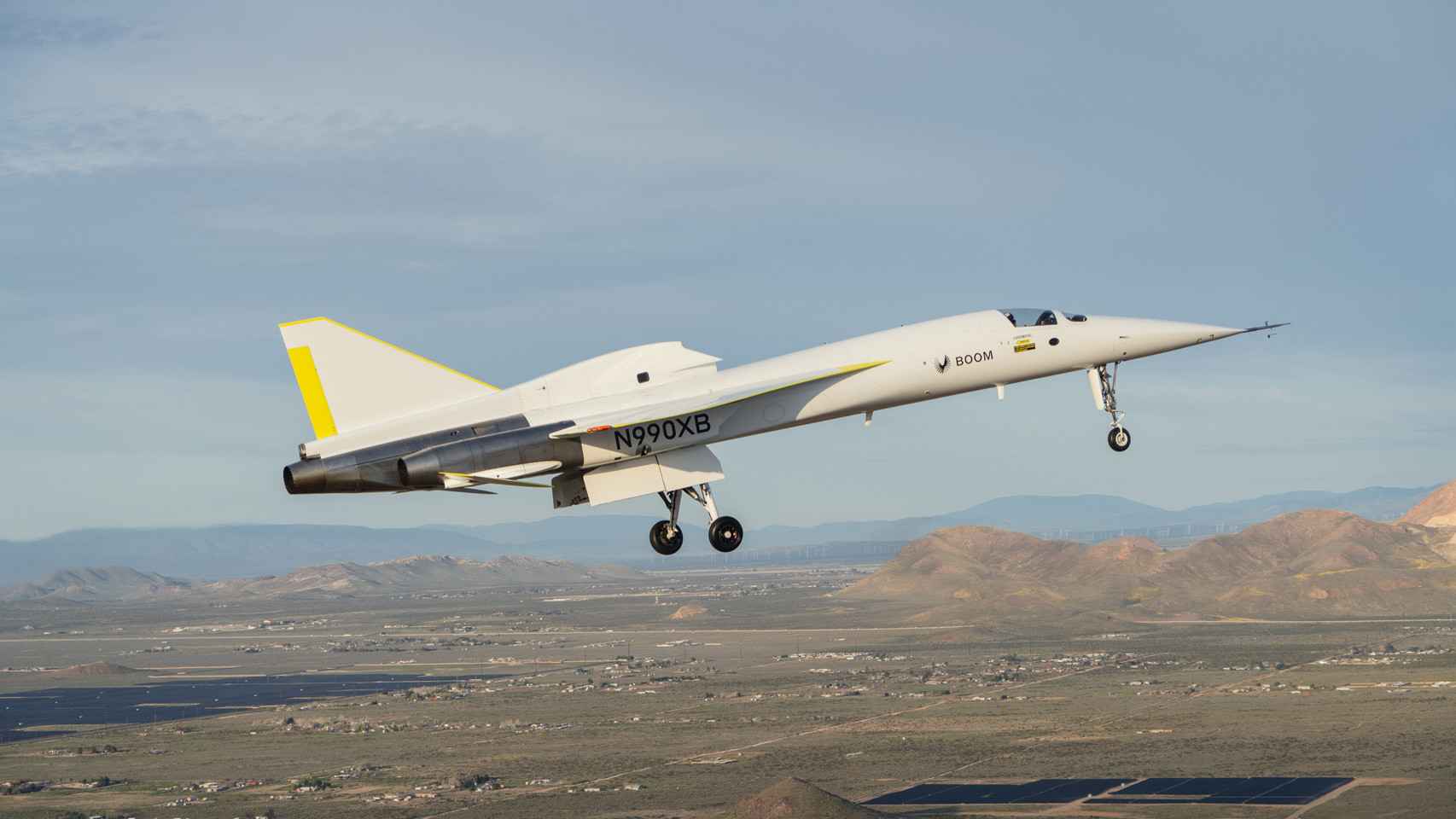 Demostrador XB-1 en pleno vuelo.