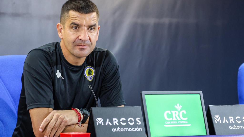 Rubñen Torrecilla, durante una rueda de prensa.