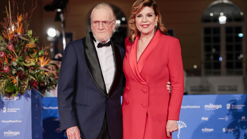 Belinda Washington desfiló por la alfombra roja de Málaga junto a su padre (GTRES).