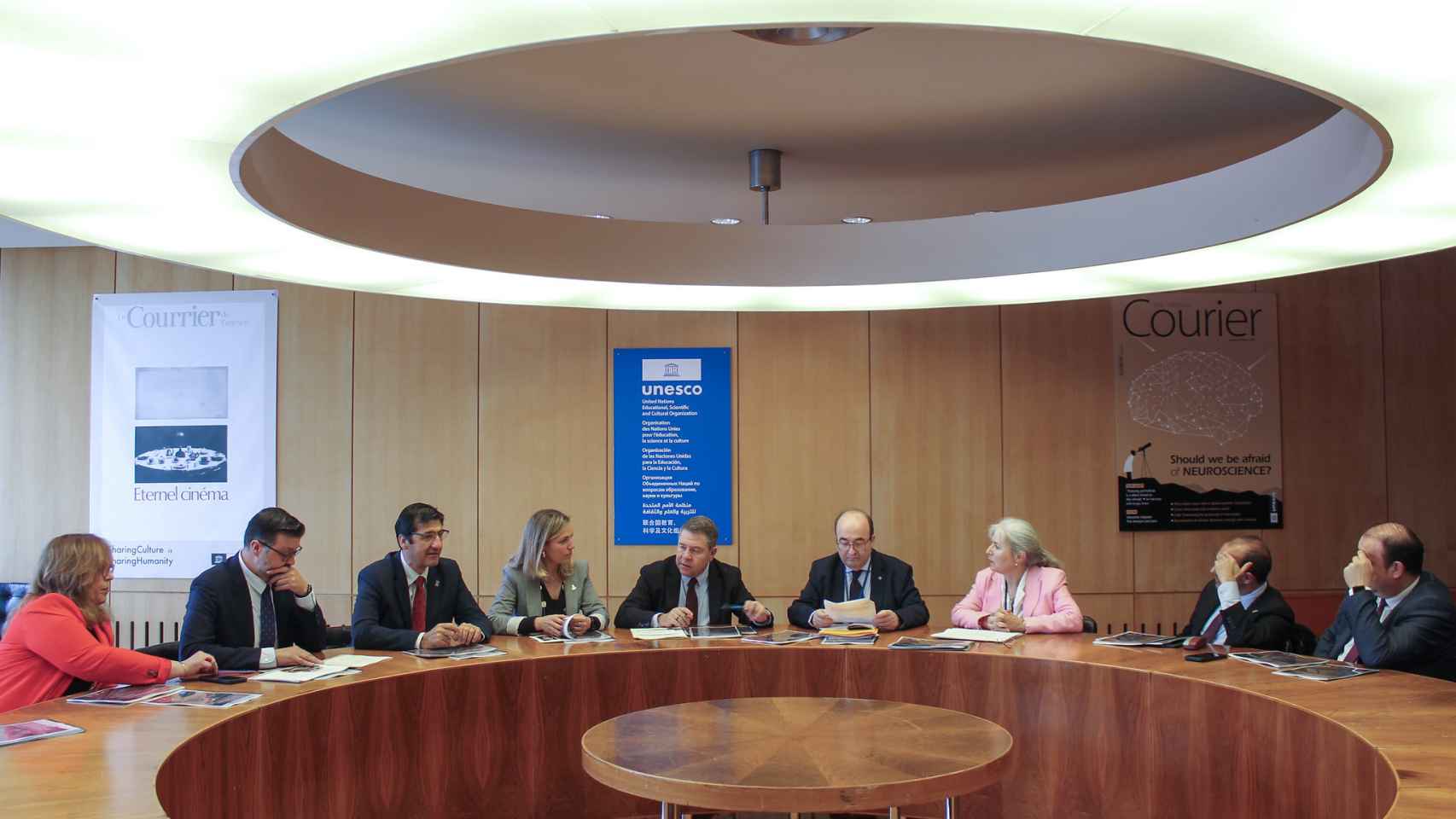 Reunión con el embajador de España en la UNESCO.