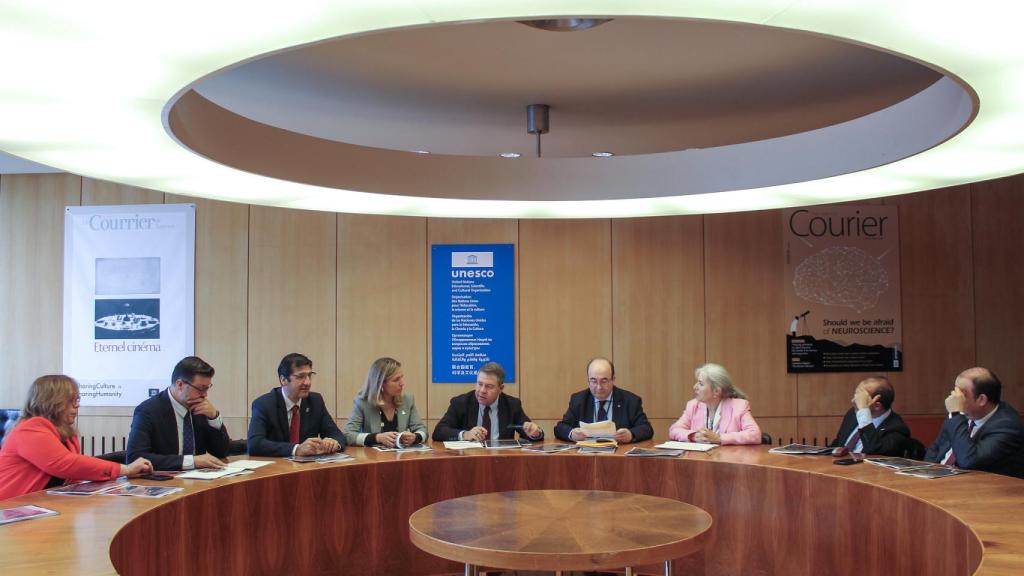 Reunión con el embajador de España en la UNESCO.