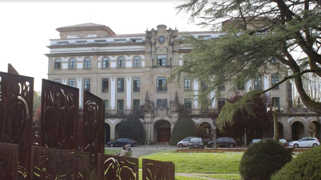 Exterior de la residencia de Fonseca.